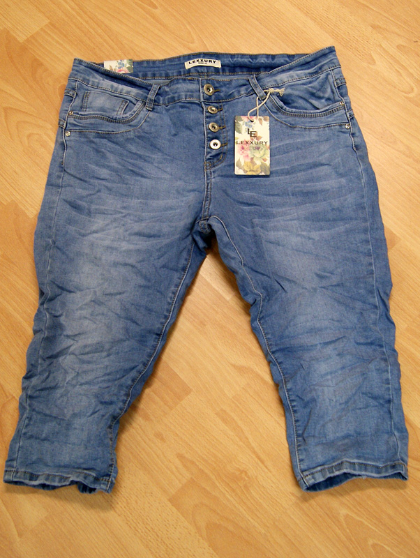 place du jour capri jeans